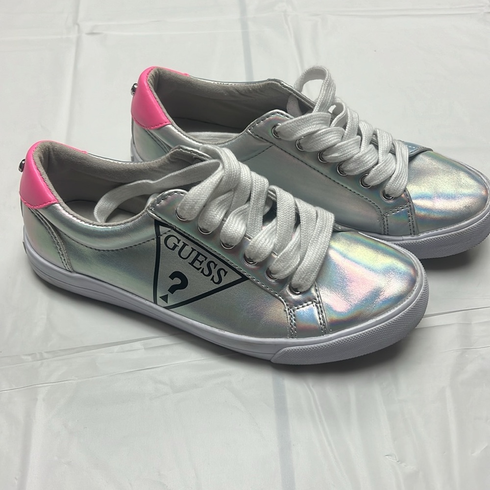Guess Sneakers - 7 - Picture 2 of 5